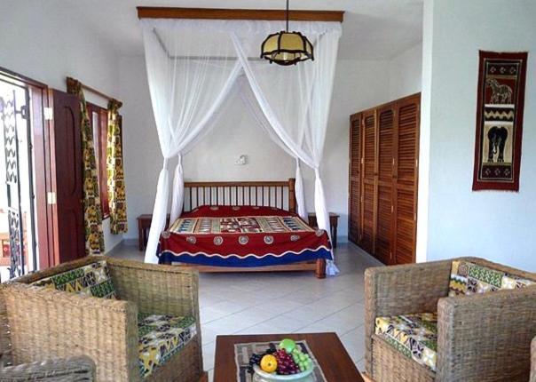 Diani Cottages ディアニ・ビーチ エクステリア 写真
