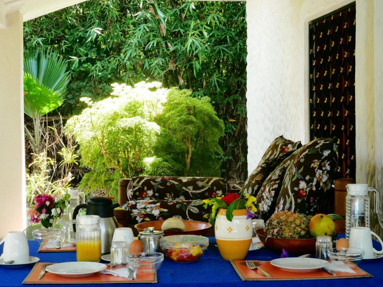 Diani Cottages ディアニ・ビーチ エクステリア 写真